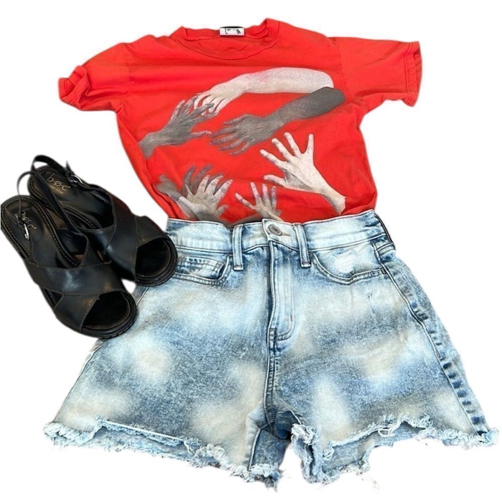 SO sz 25 distressed cutoff jeans shorts front & back pockets wide belt loops EUC